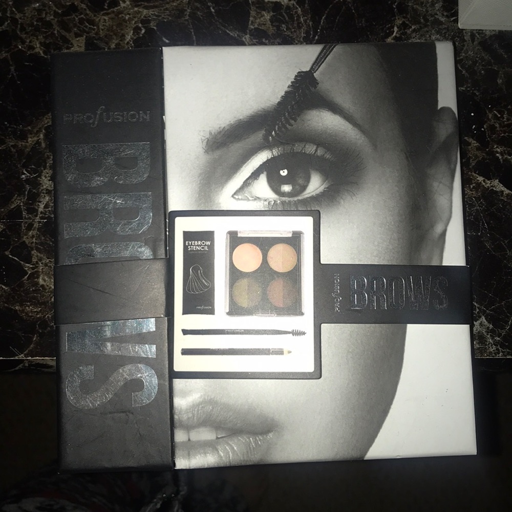 Profusion Brows Palette